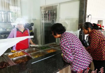 白云区143个长者饭堂各有特色，配餐养胃更暖心！