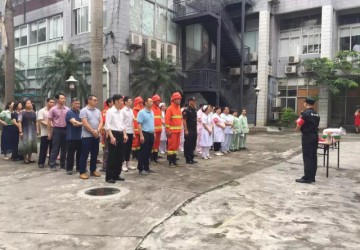 广州市老年人服务中心举行消防灭火 应急疏散演练培训活动 