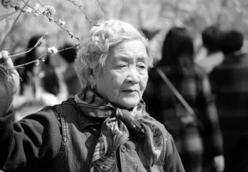 中国“养老现状”引担忧：不是儿女养不起，而是他们压根就不想养
